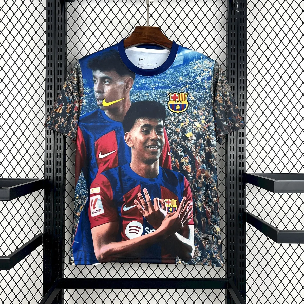 25-26 Barcelona LAMINE YAMAL Special Soccer T-Shirt AAAAJerseys Supply Yupoo 4