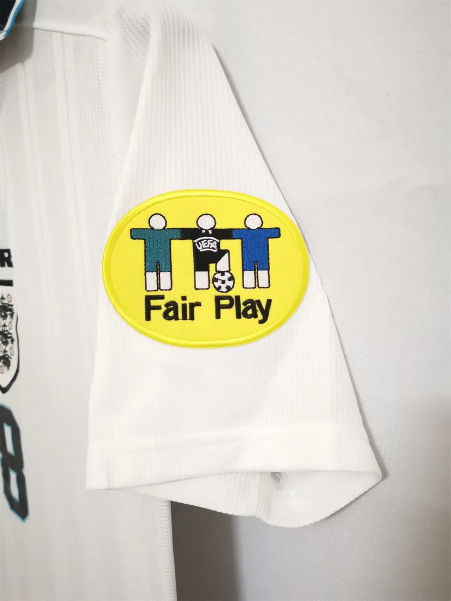 1996 England home 4