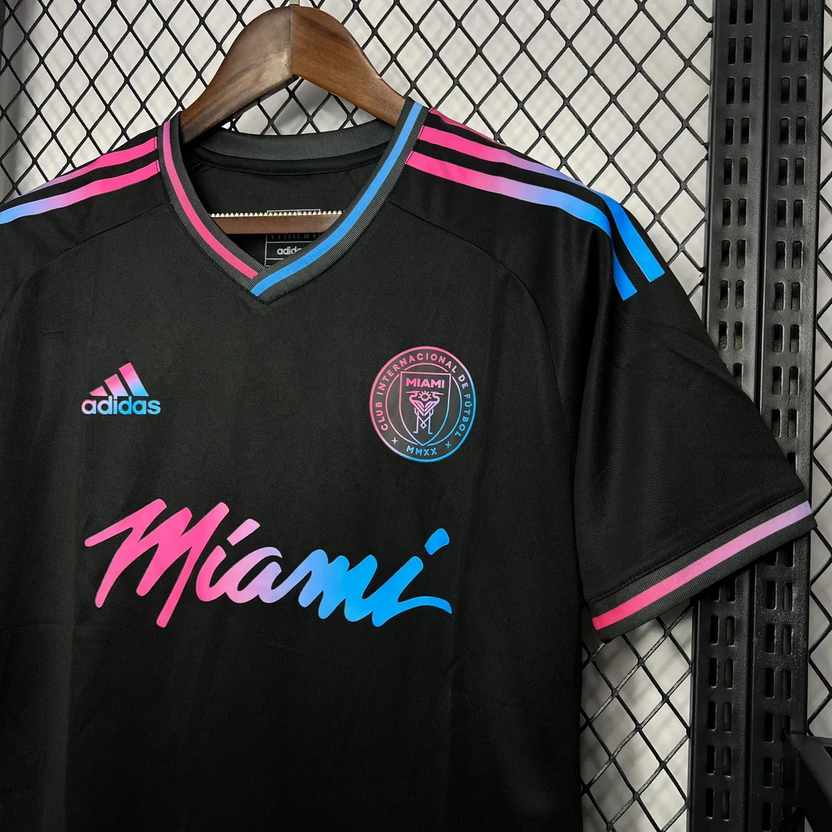24-25 Inter Miami Special Edition Black Kit Football Uniform AAAAJerseys Dropshipping Yupoo 4