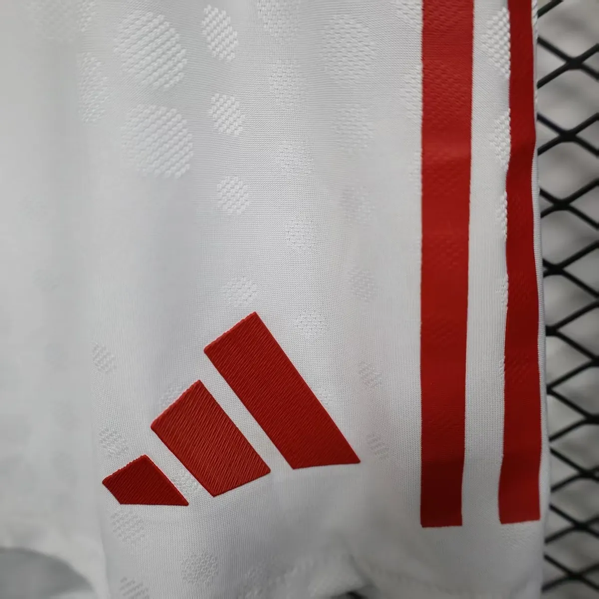 25-26 Arsenal Home White Player Version Shorts AAAAJersey Supplier Yupoo 1