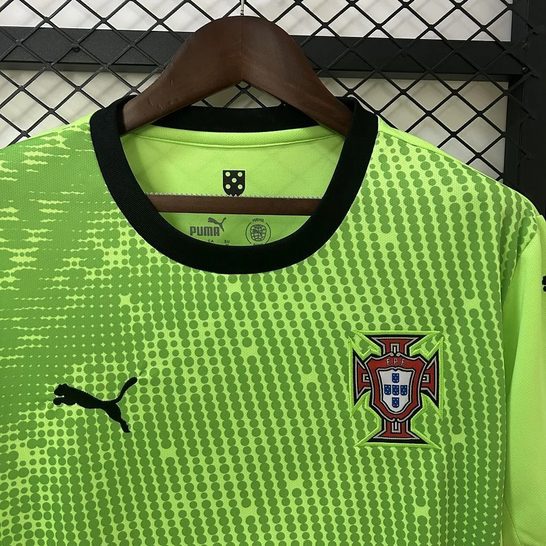 2025 Portugal Goalkeeper Green Shirt Soccer Uniform AAAAJersey Dropship Yupoo 5
