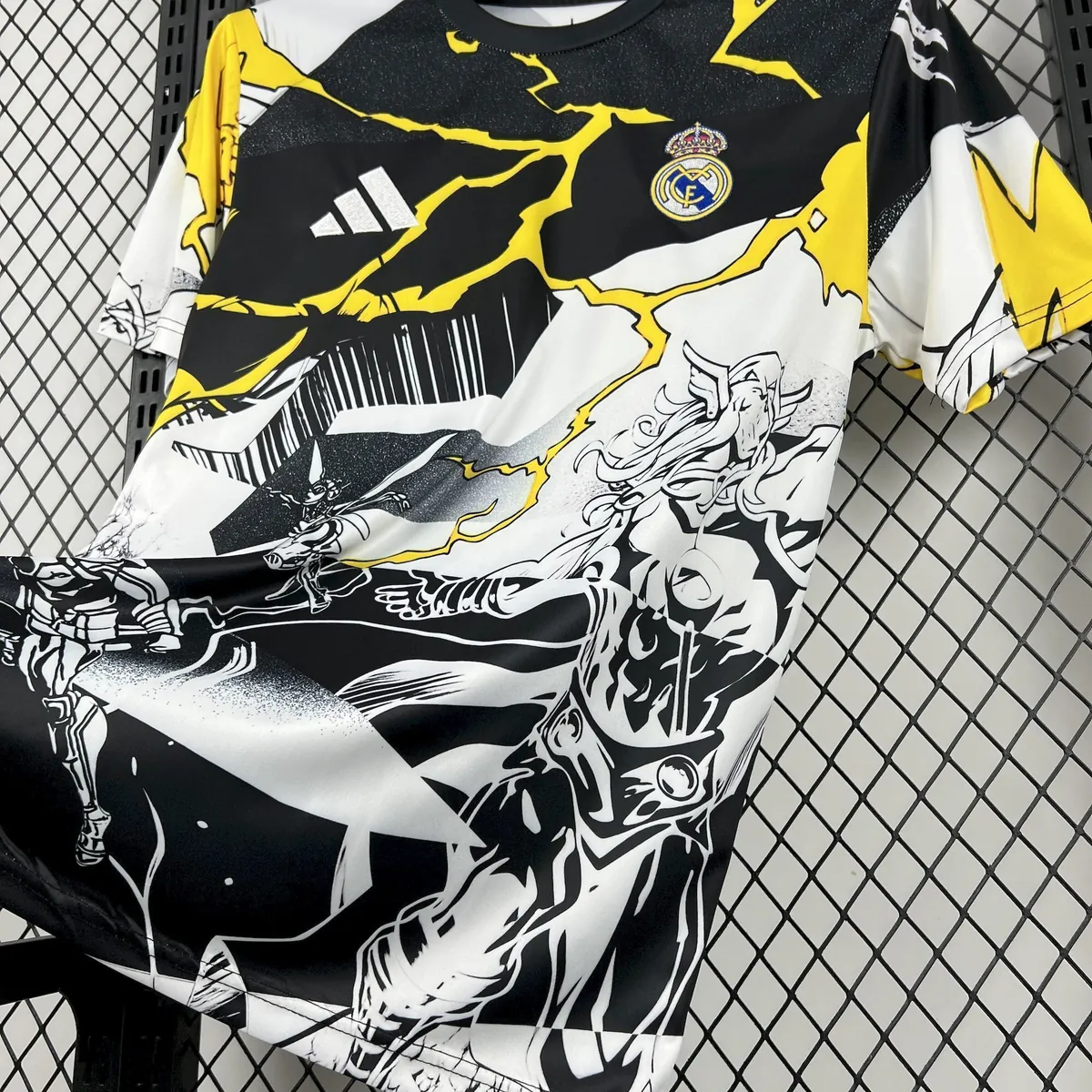 25-26 Real Madrid Pre-Match Football T-Shirt AAAAJersey Wholesale Yupoo 1