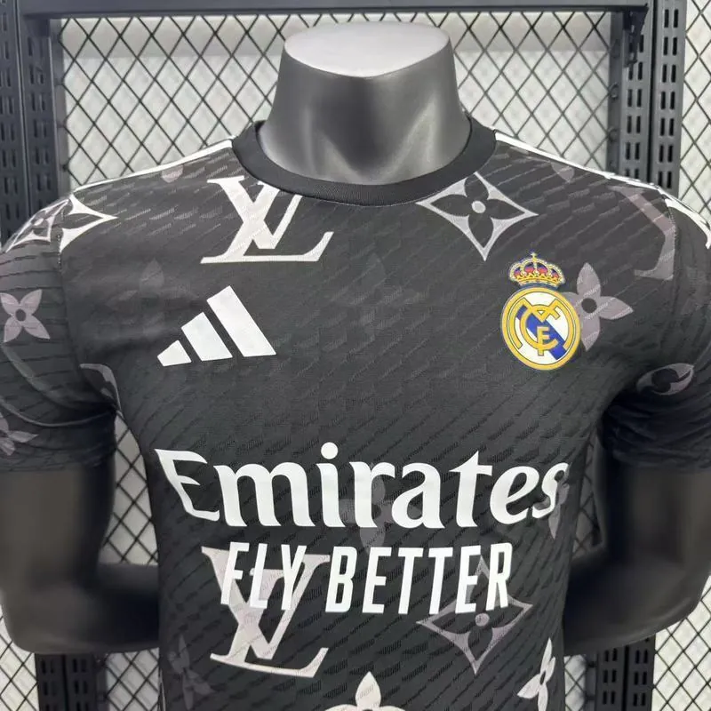 25-26 Real Madrid x LV Black Special Player Version Shirt Soccer AAAAJersey Yupoo 1
