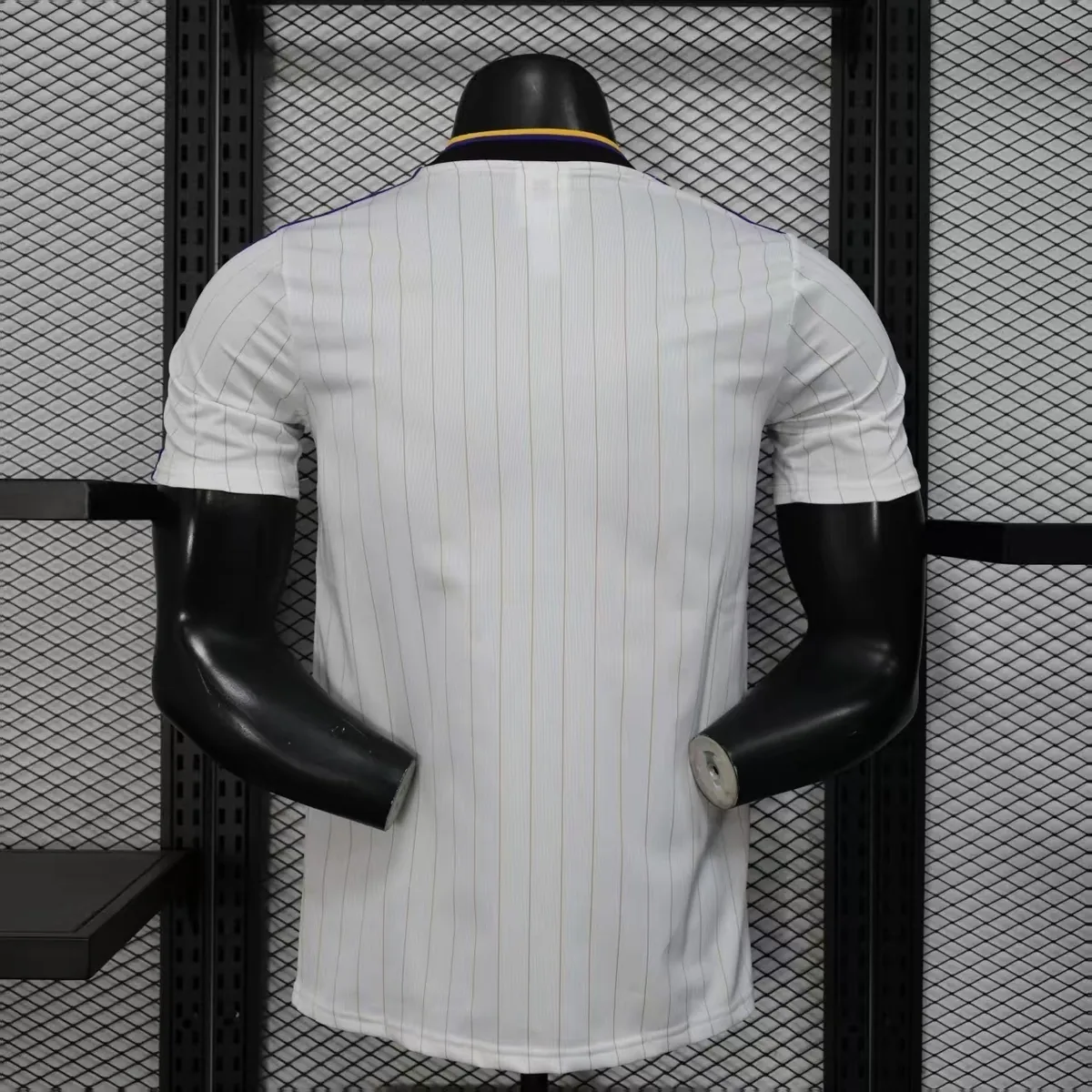25-26 Manchester united Retro Style Football Shirt Apparels AAAAJersey Wholesale Yupoo 1