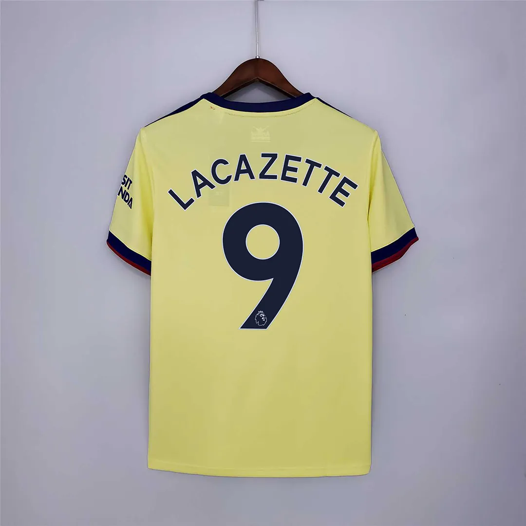 21-22 Arsenal away 11