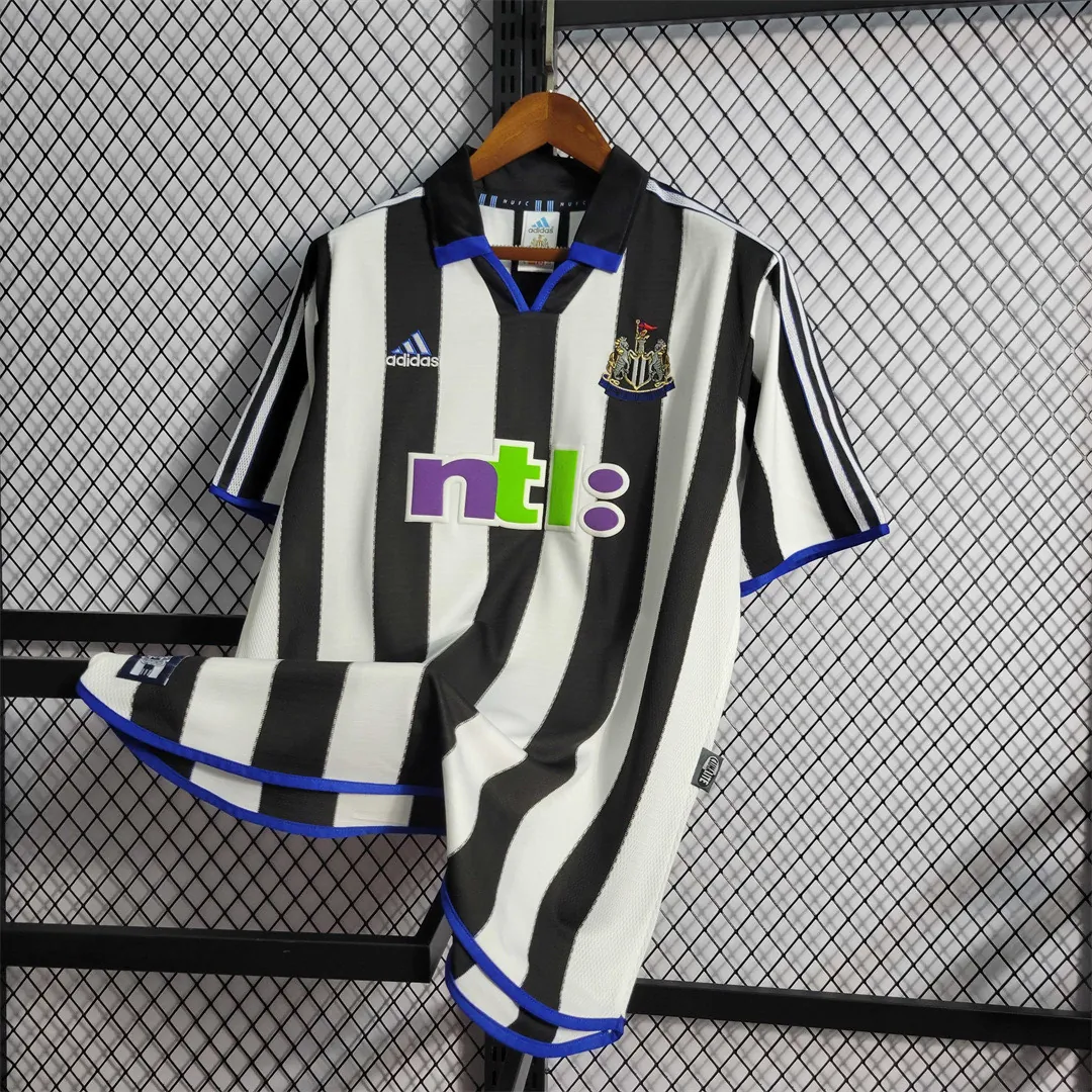 00-01 Newcastle home 8