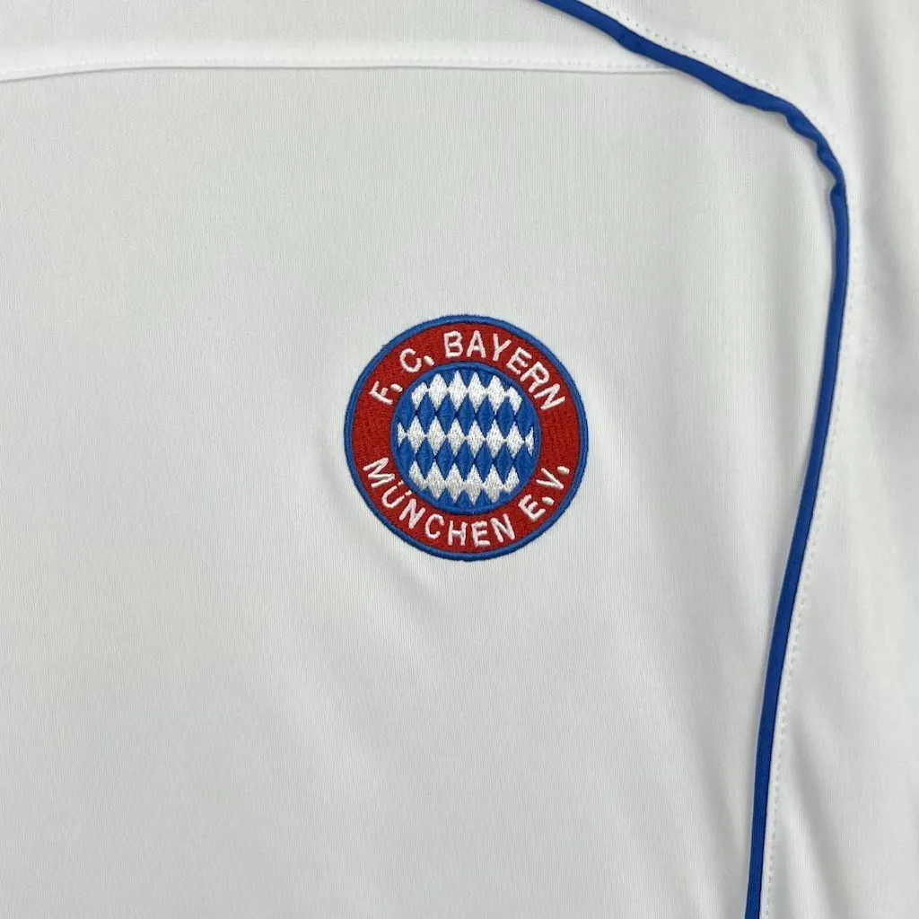 25-26 Bayern Munich Urban Purist White&Red Special Edition Shirt Football Uniform AAAAJersey Wh 1