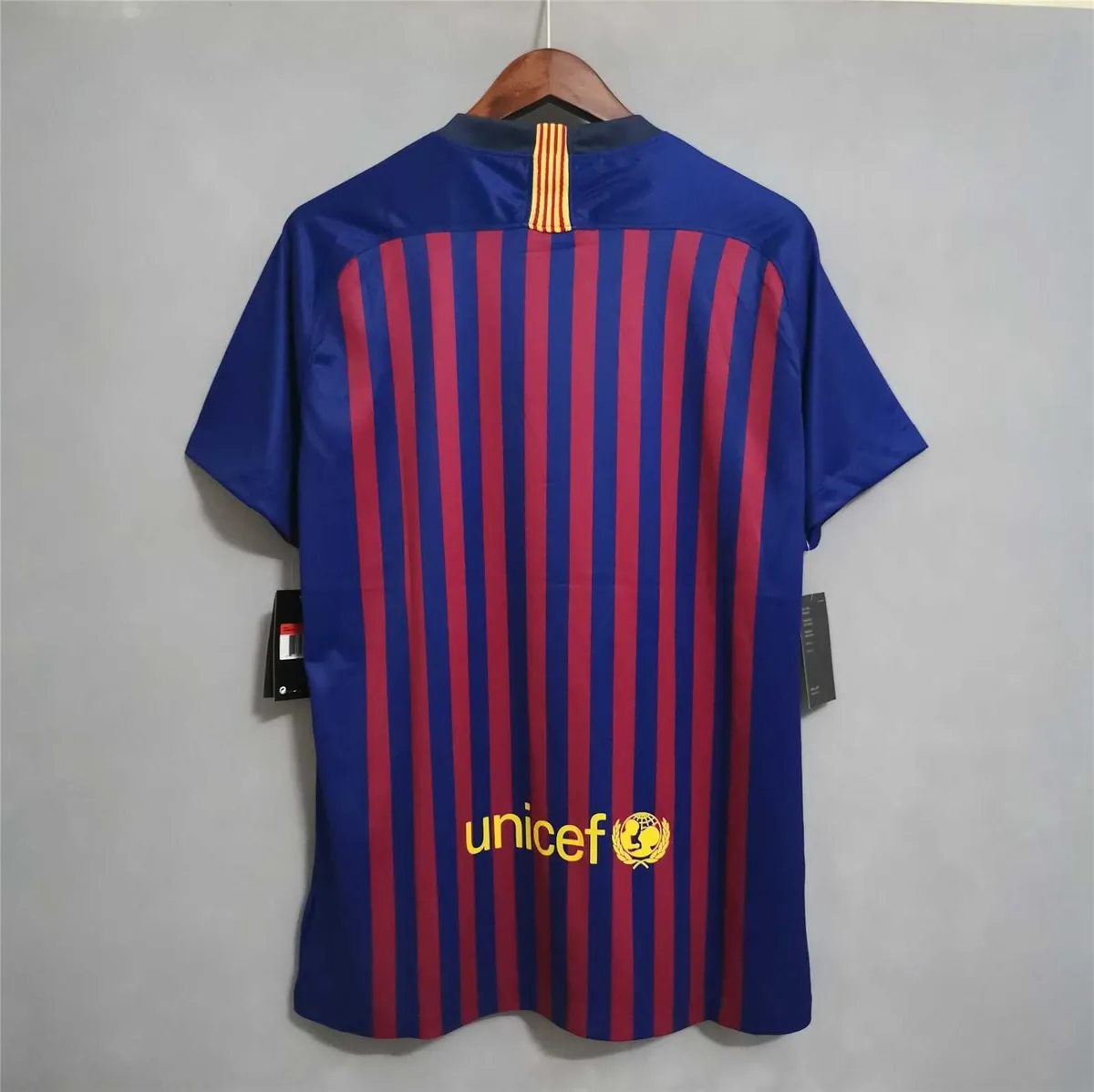 18-19 Barcelona home 12