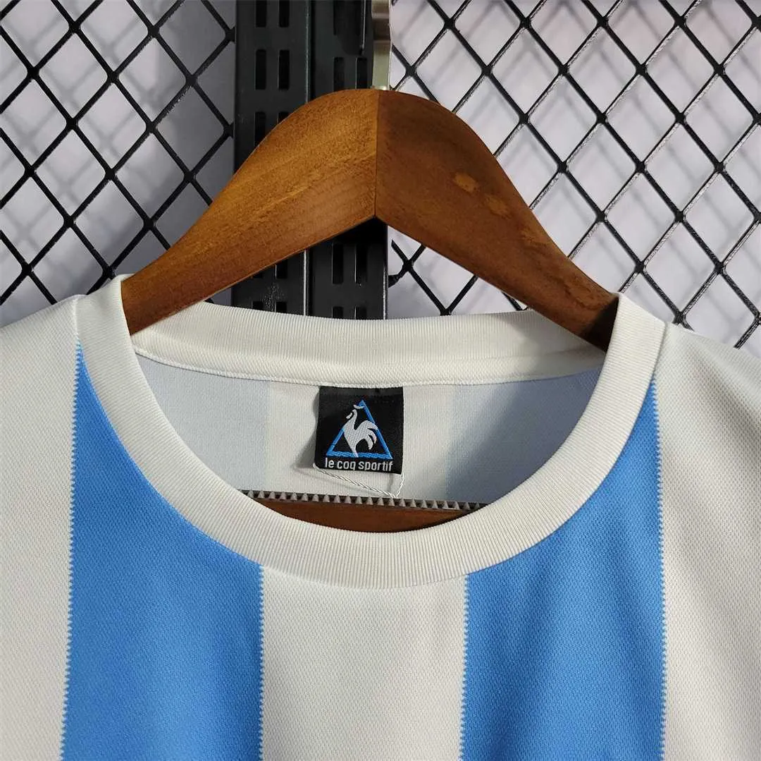 1986 Argentina home 1