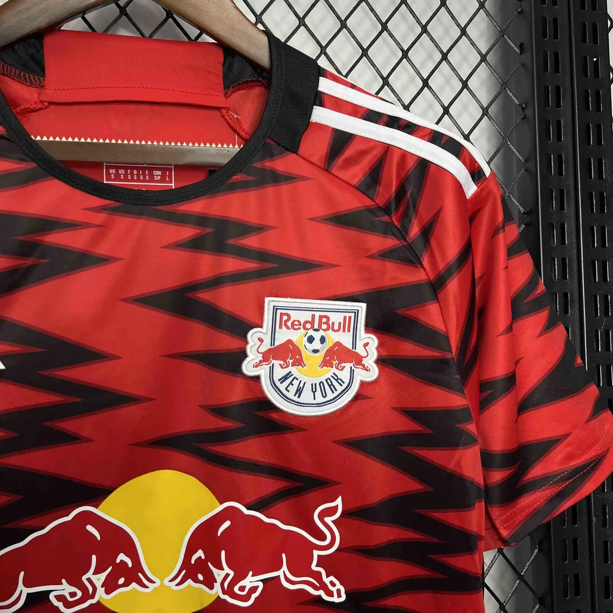 24-25 New York Red Bulls Home Kit Soccer Unifrom AAAAJersey Dropshiping Yupoo 3