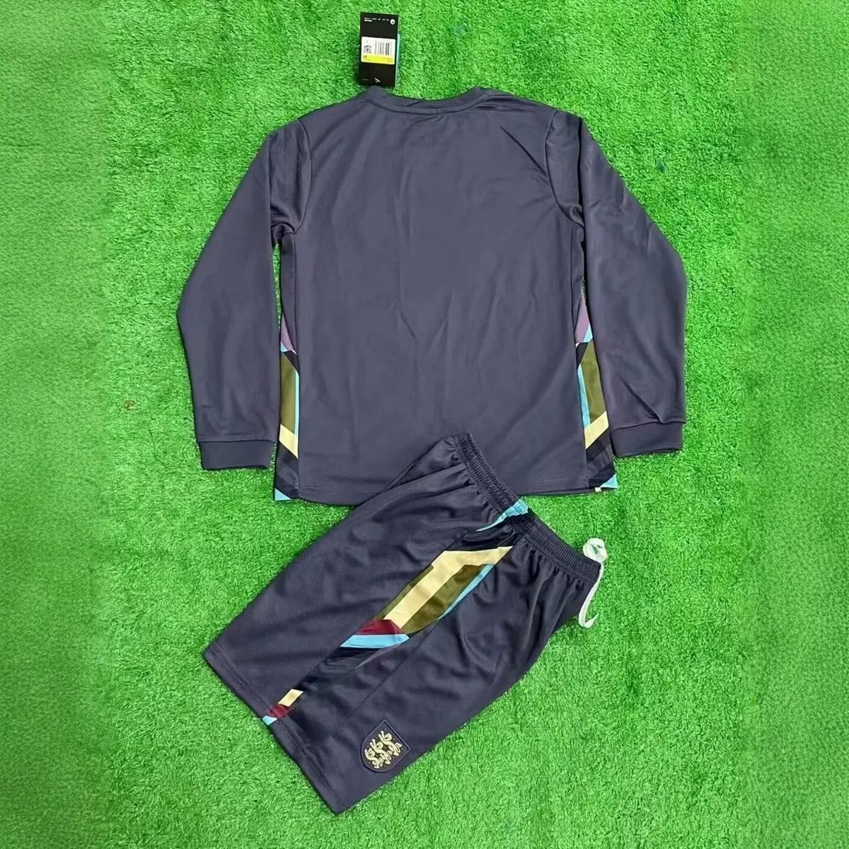 2024 England Away Kid Kits Long Sleeve UEFA Euro Children Sets Football Replicas Yupoo 1