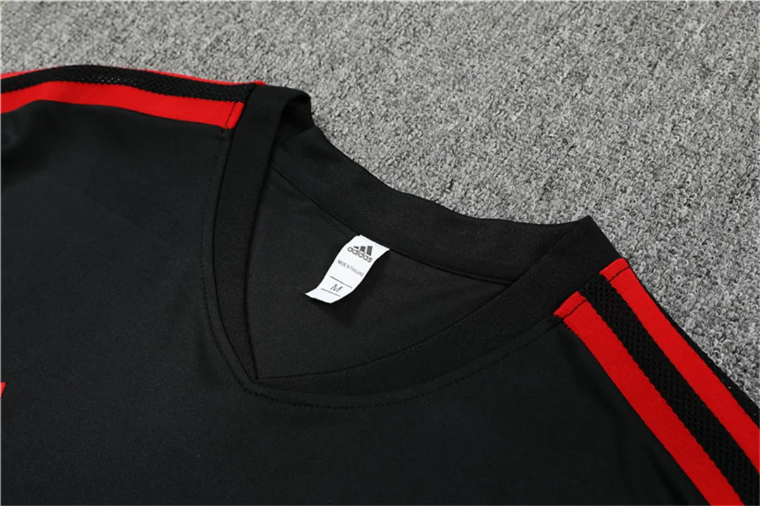 22-23 Bayern Training Kit Black 2