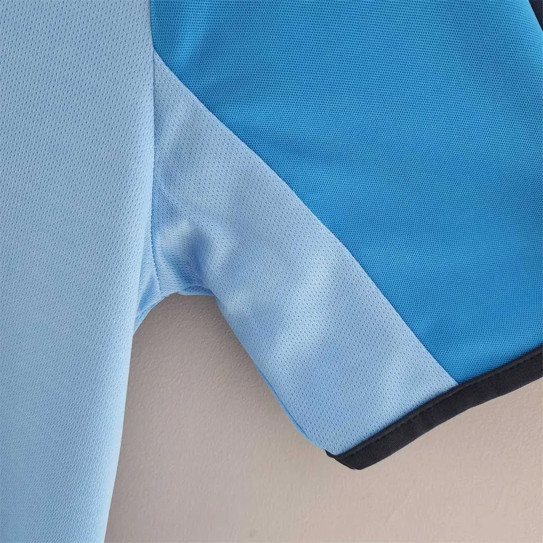 02-04 Celta home 3