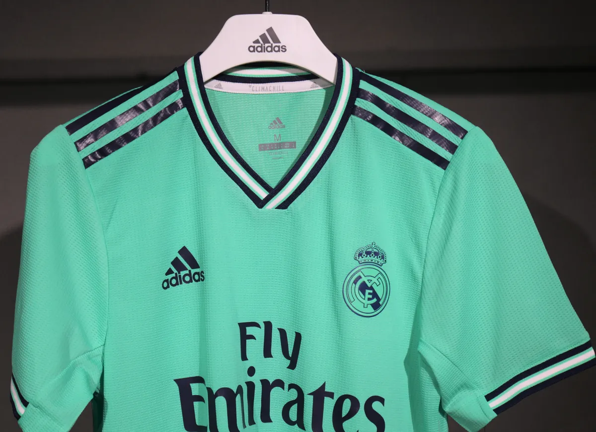 19-20 Real Madrid Third Away Retro Kit Vintage Player Version Sino Shirt AAAAJersey Dropship Yu 1