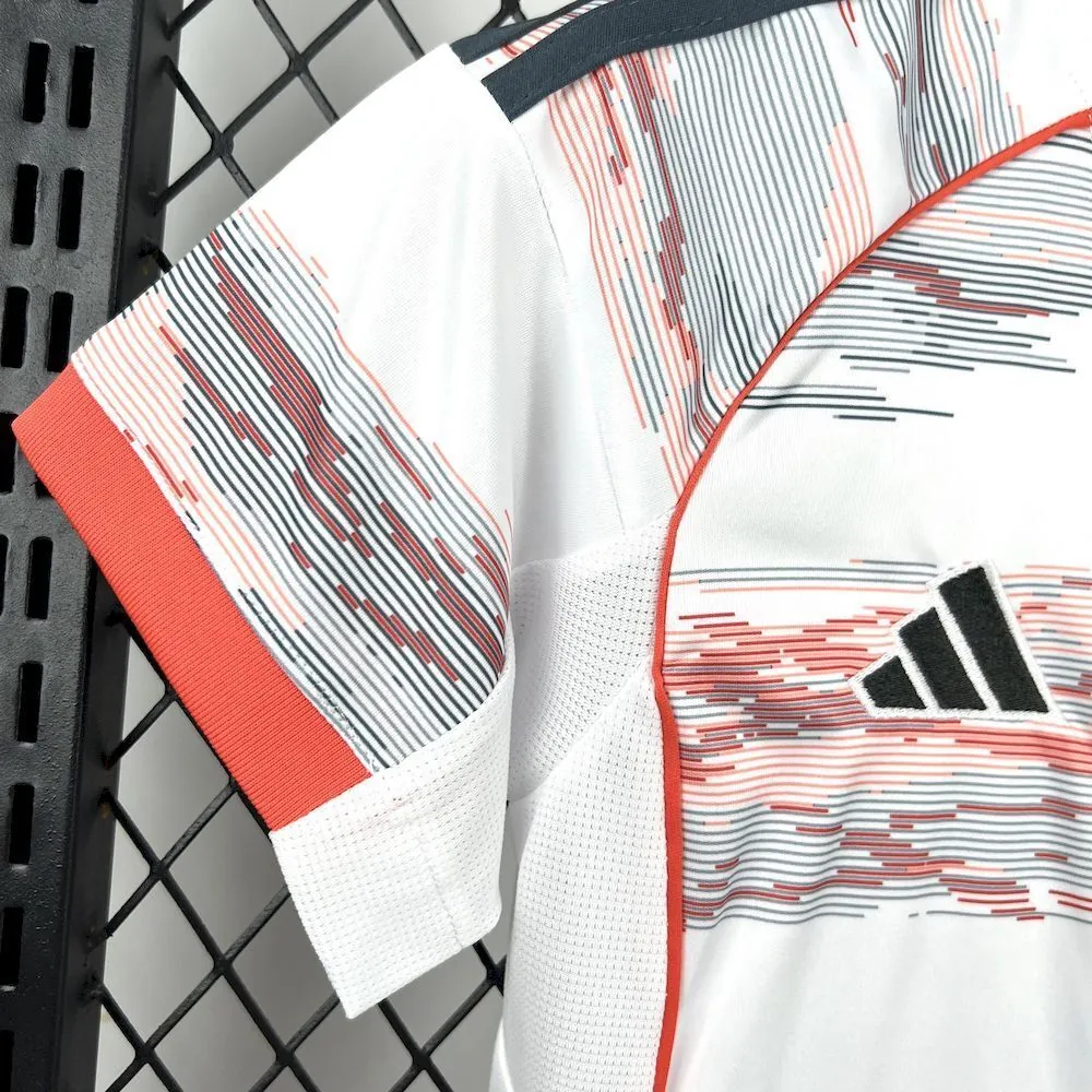 25-26 Bayern Munich Away Kid Kits Youth Apparels Soccer AAAAJersey Yupoo 3