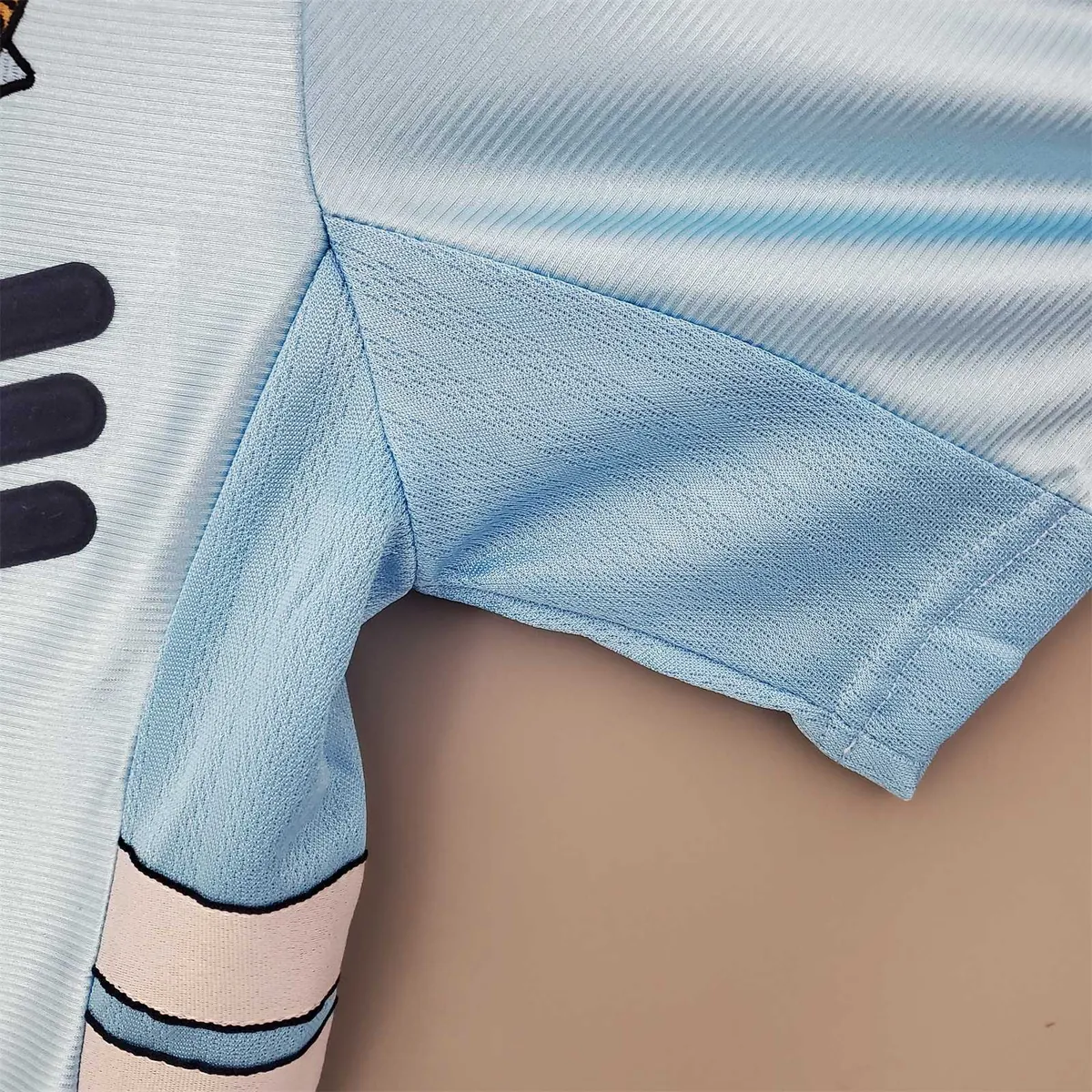 98-99 Marseille away 9