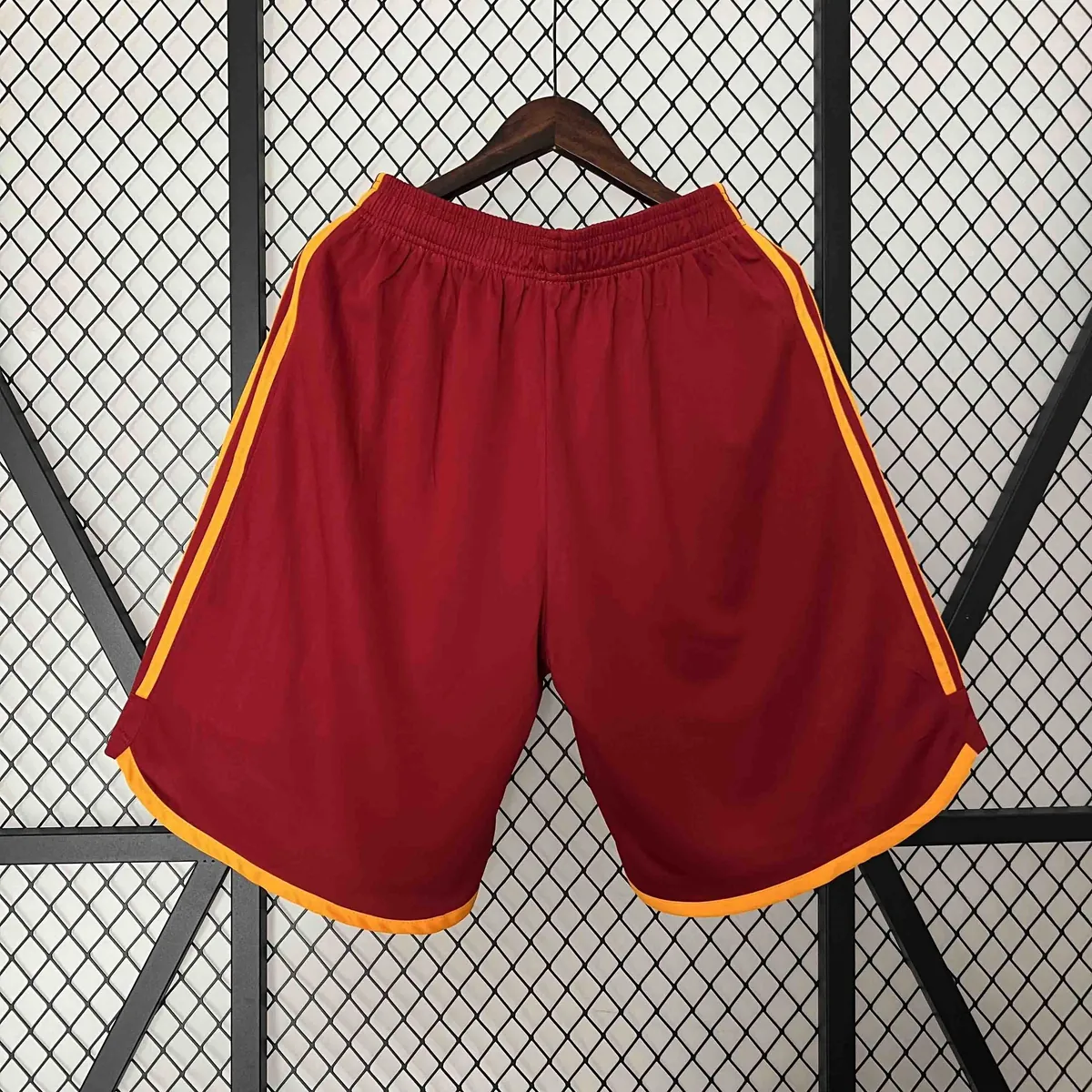 23-24 Roma Home Shorts Football Uniform AAAAJerseys Dropshipping Yupoo 1