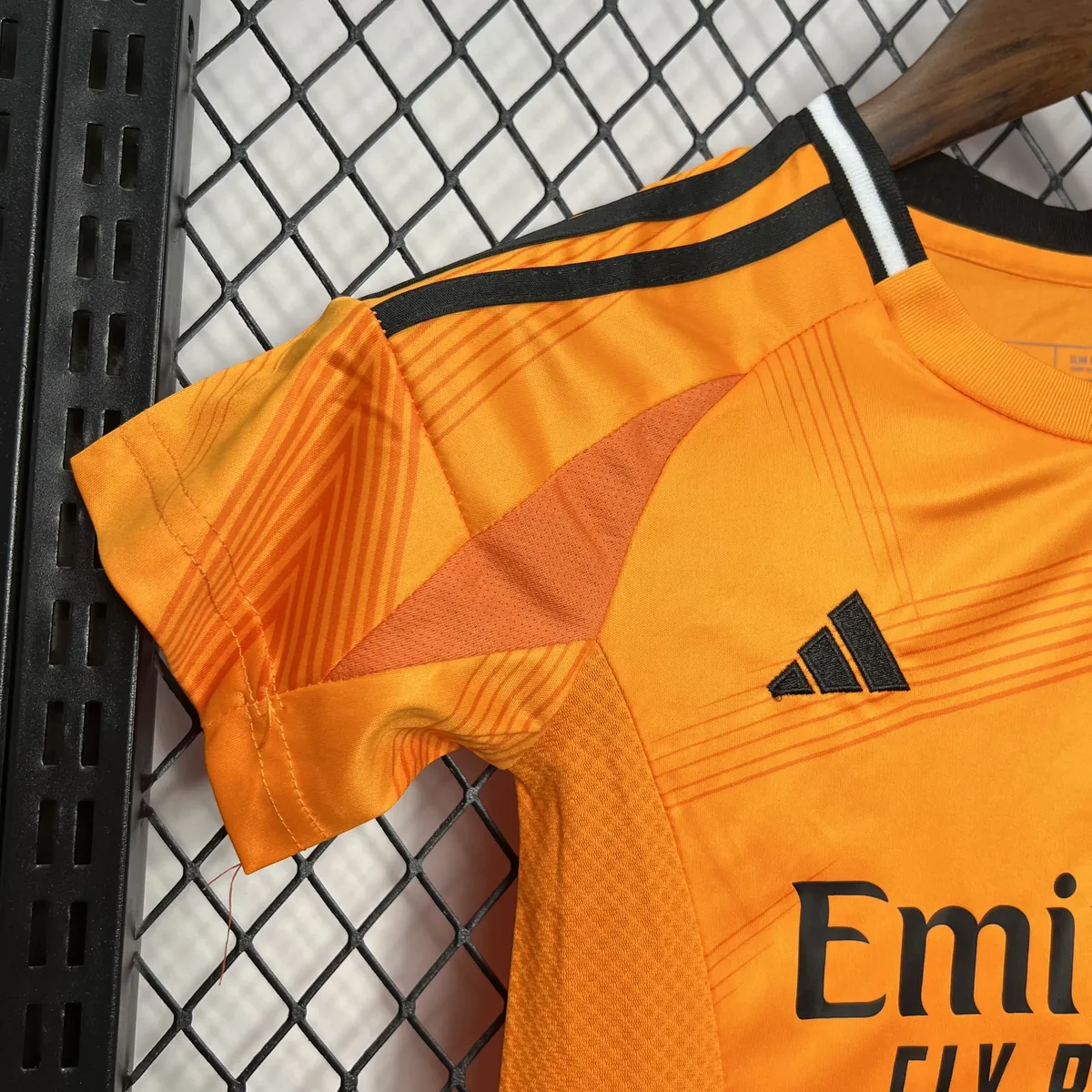 24-25 Real Madrid Away Kid Kits Youth Apparels AAAAJersey Wholesale Yupoo 4