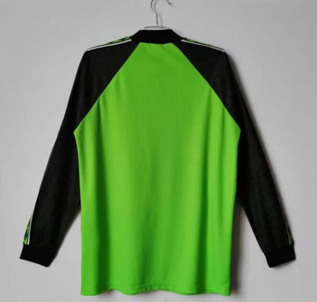 98-99 Manchester United green goalkeeper long sleeve 6