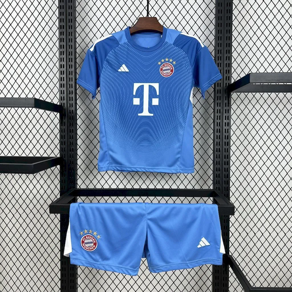 25-26 Bayern Munich Blue Goalkeeper Kid Kits Youth Apparels AAAAJersey Wholesale Yupoo 10