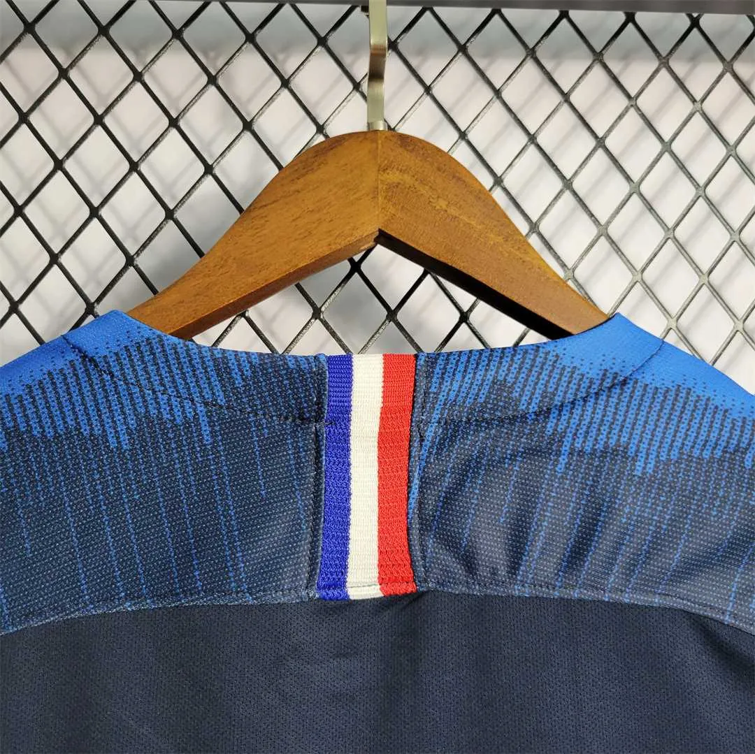 2018 France home 5