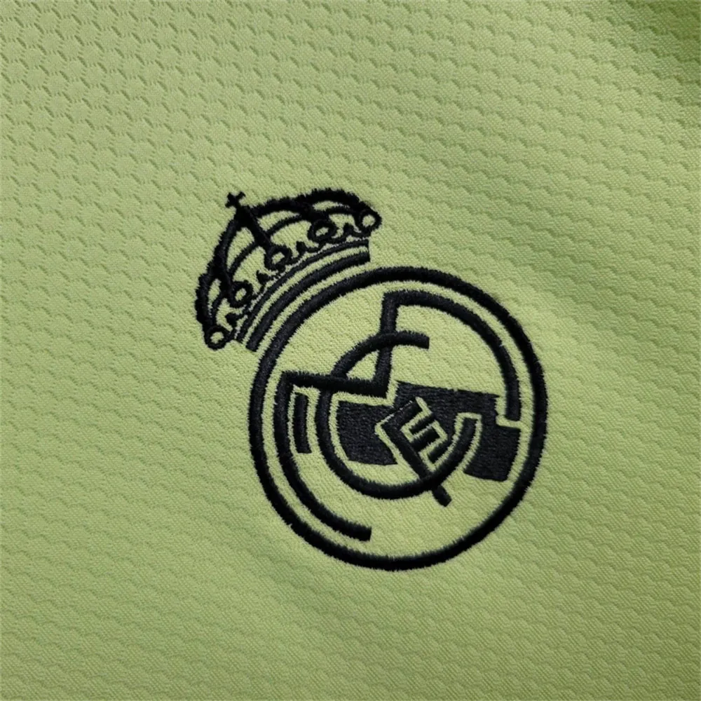 24-25 Real Madrid Third Goalkeeper Shirt AAAAJersey Supplier Yupoo 4