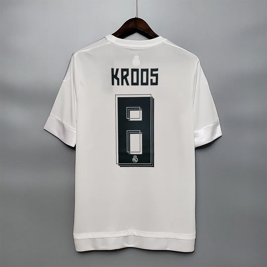 15-16 Real Madrid home 10