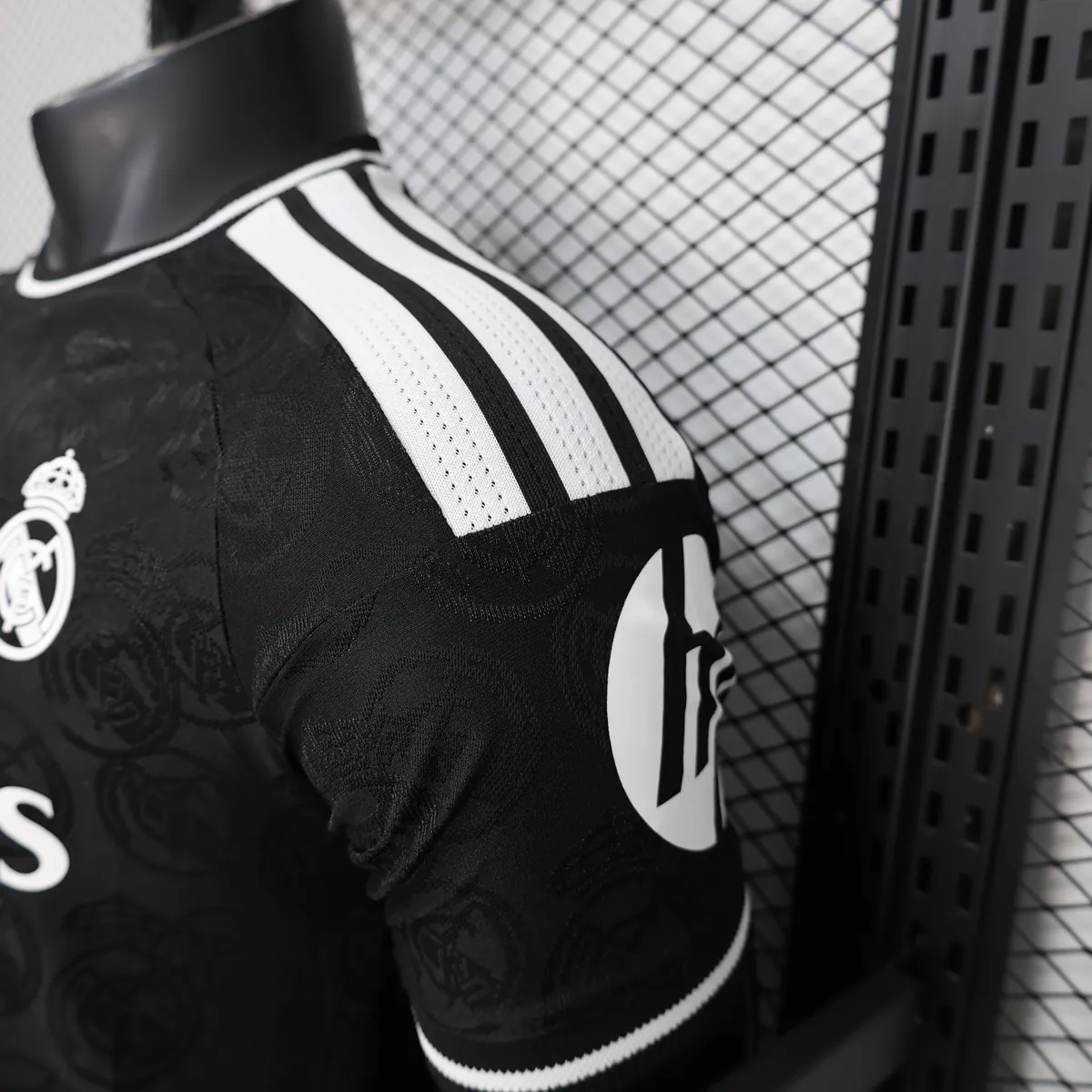 2026-27 Real Madrid Special Edition Football Shirt Player Edition AAAA Jersey Drop ship Yupoo 6