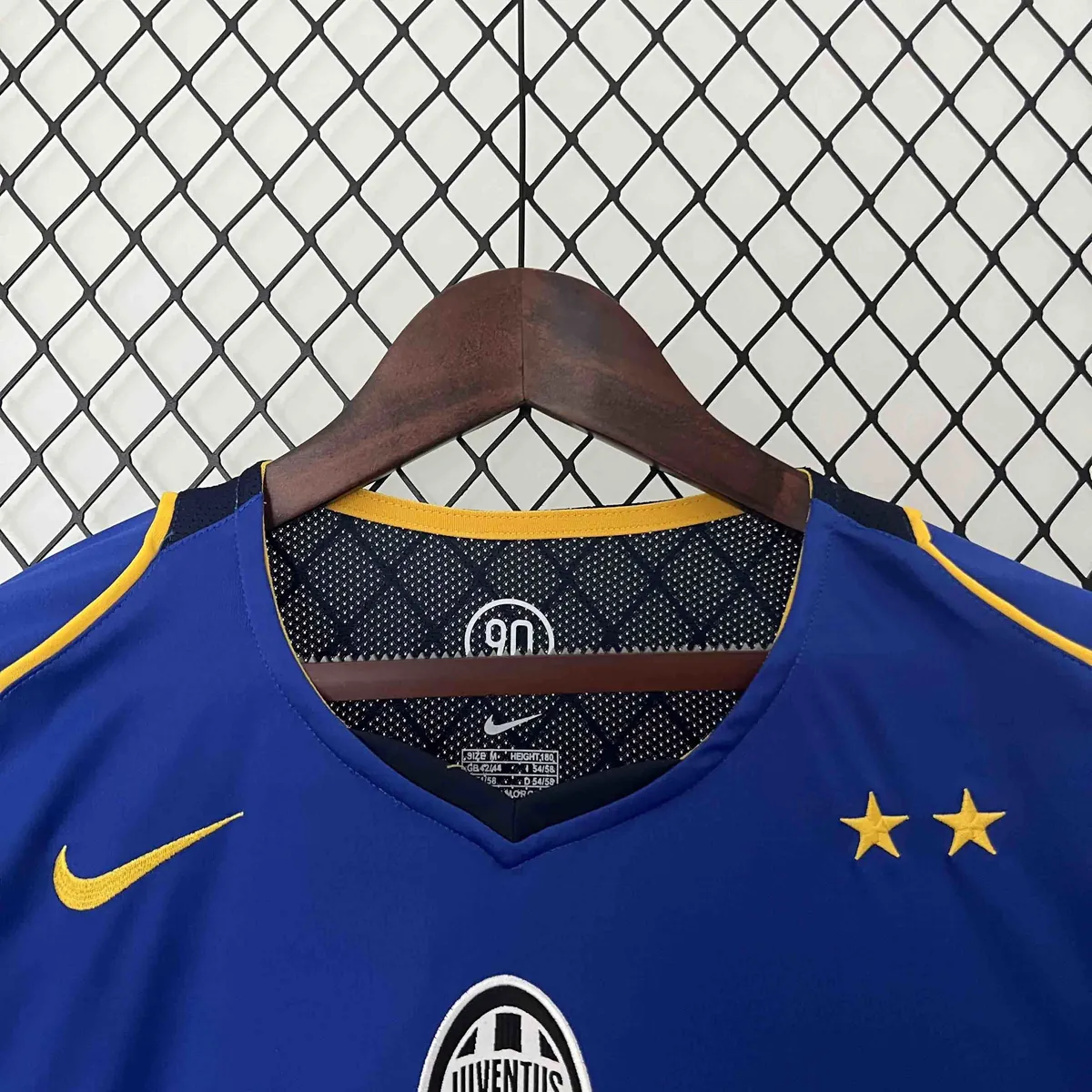 04-05 Juventus Away Retro Kit Jersey Supplier Yupoo S-2XL 1