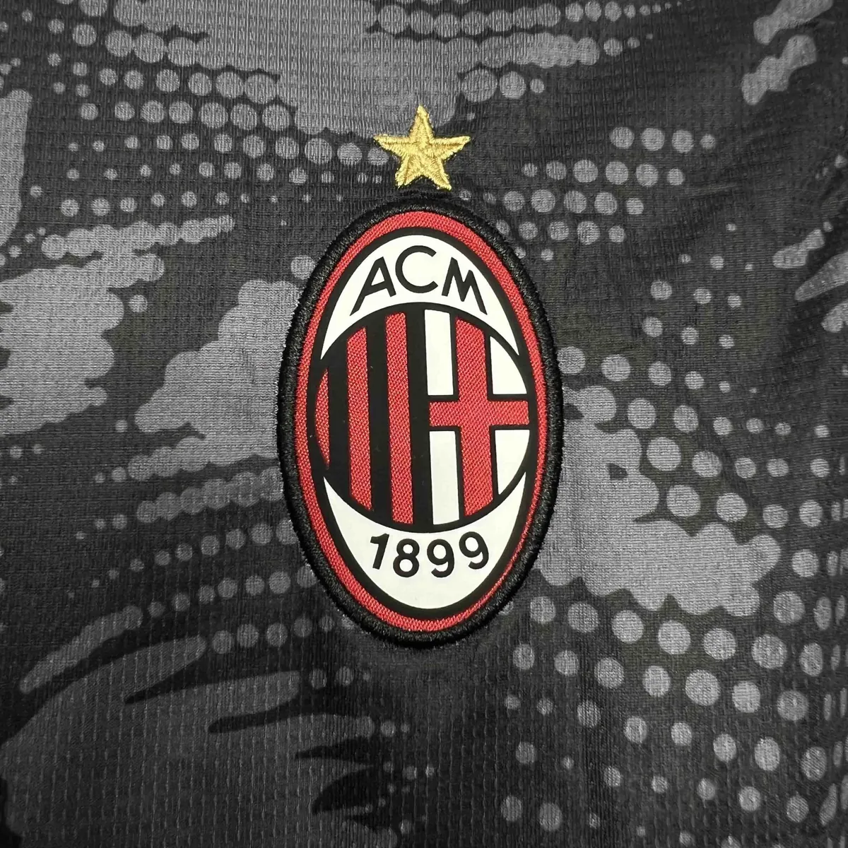 24-25 AC Milan Goalkeeper Black Kit AAAAJersey Supplier Yupoo 1