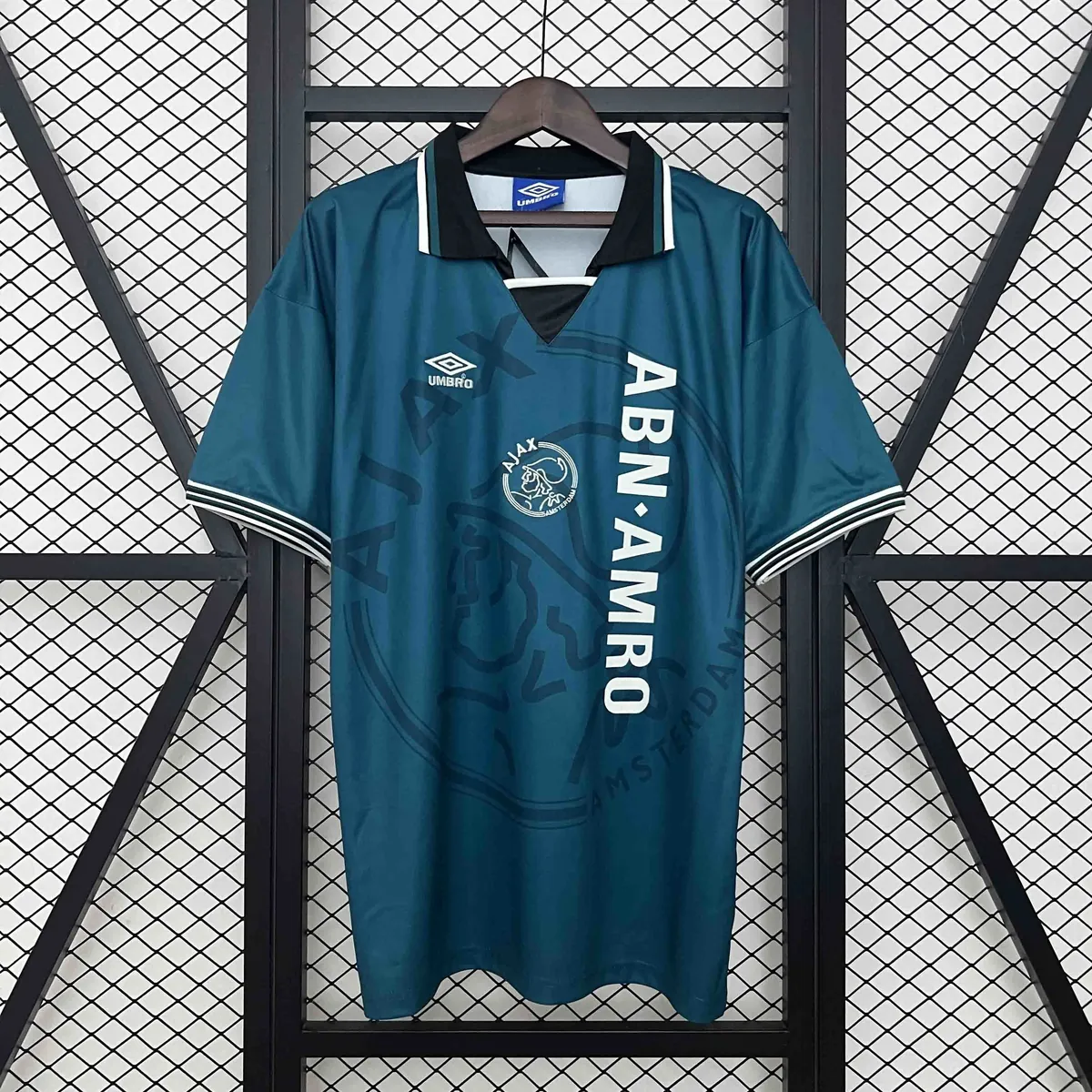 95-96 Ajax away 12