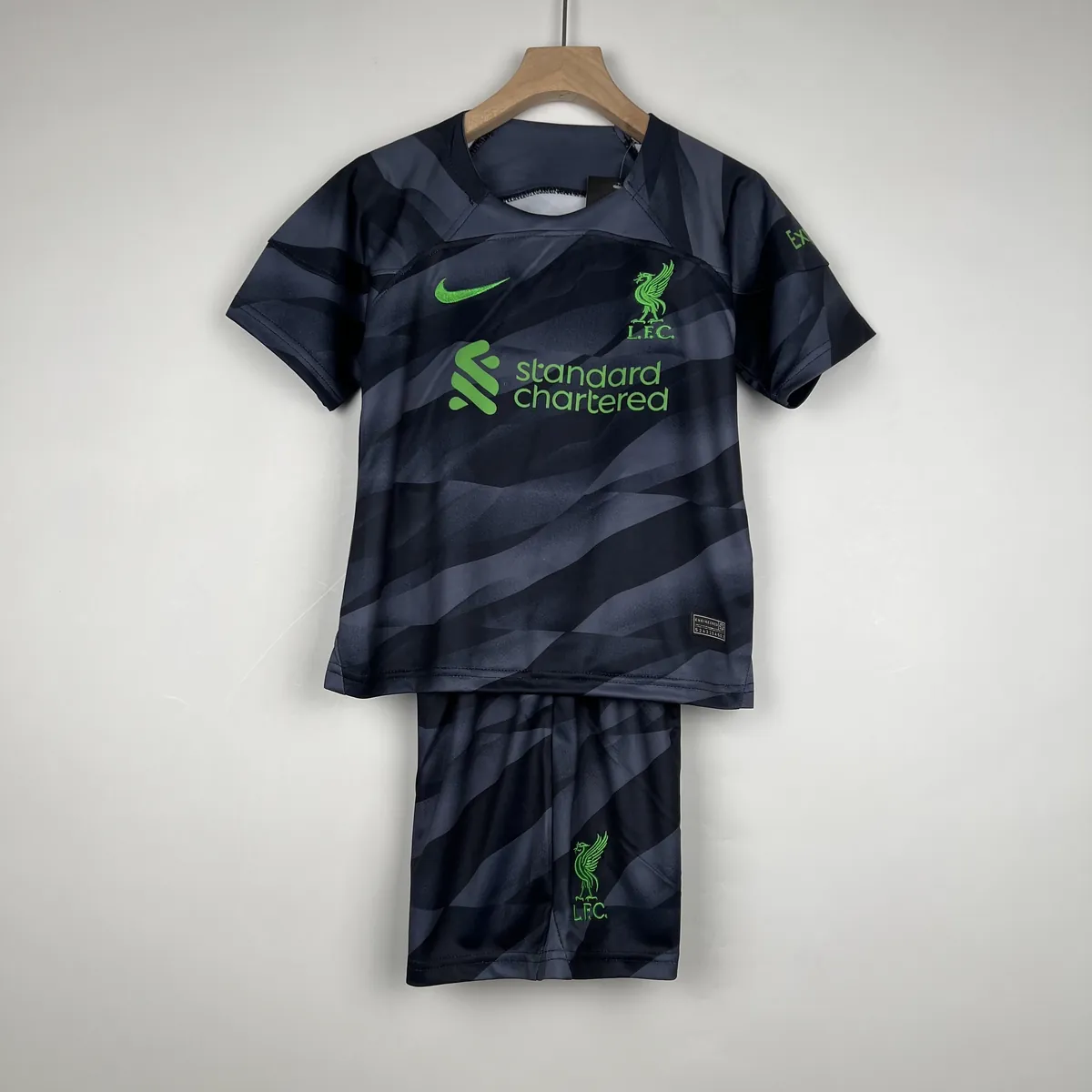 23-24 Kids Liverpool Goalkeeper Black Size 16-28 8