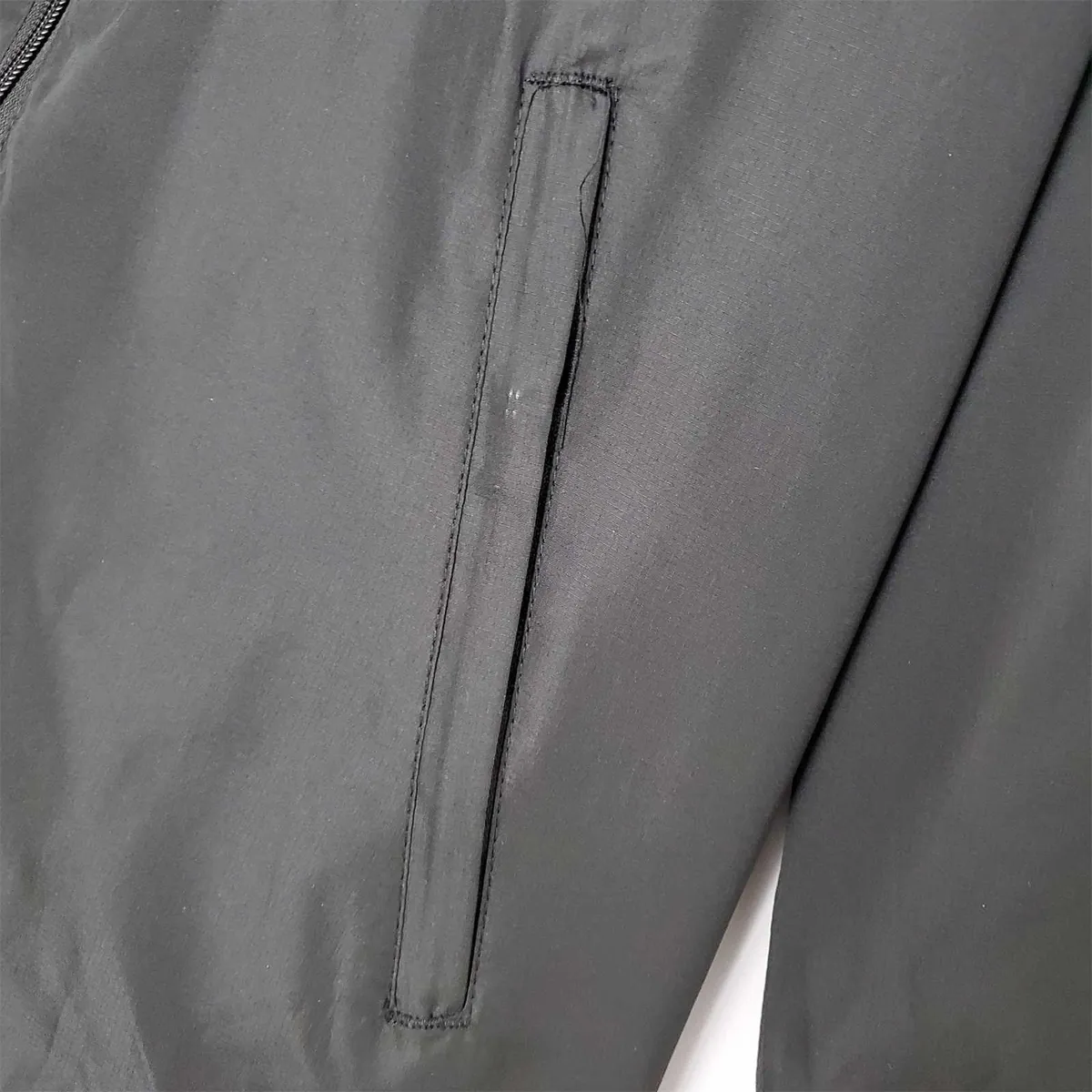 21-22 Colo-Colo black windbreaker 2