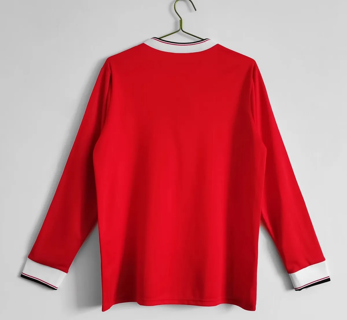 82-83 Manchester United home long sleeve 7