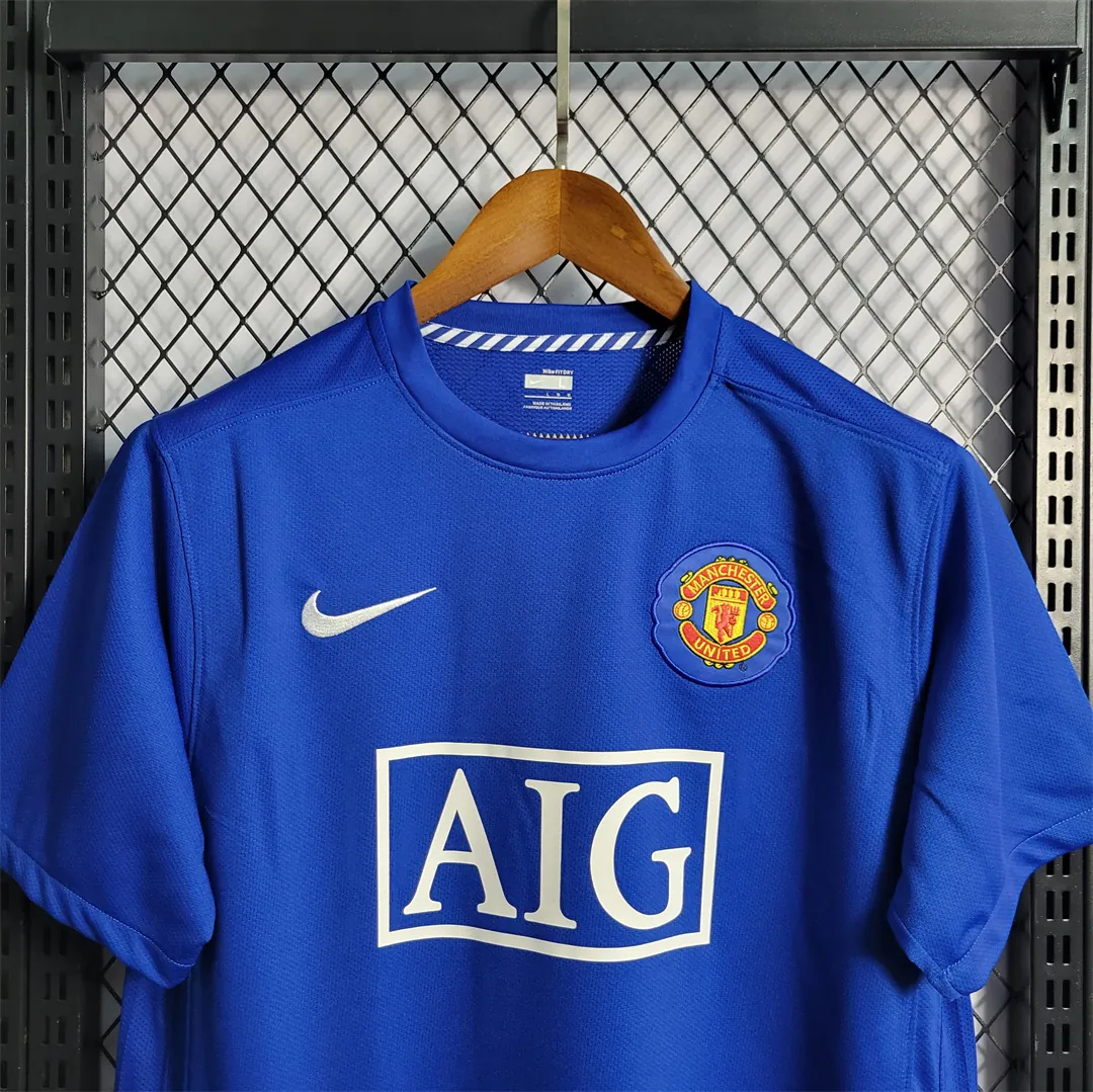 08-09 Manchester United away 11