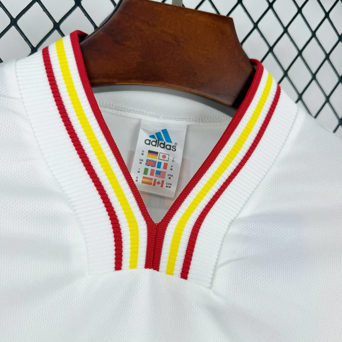 1996 Spain Away Mens Retro Kit Vintage Soccer Long Sleeve T-Shirt AAAAJersey Supplier Yupoo 8 6