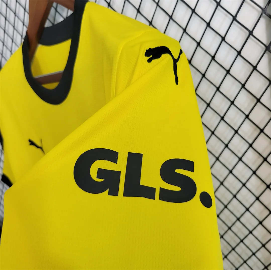 23-24 Dortmund home 7