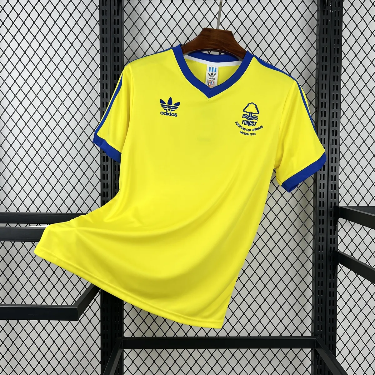 1977-78 Nottingham Forest Away Football Retro Kit Vintage T-Shirt AAAAJersey Wholesale Yupoo 6