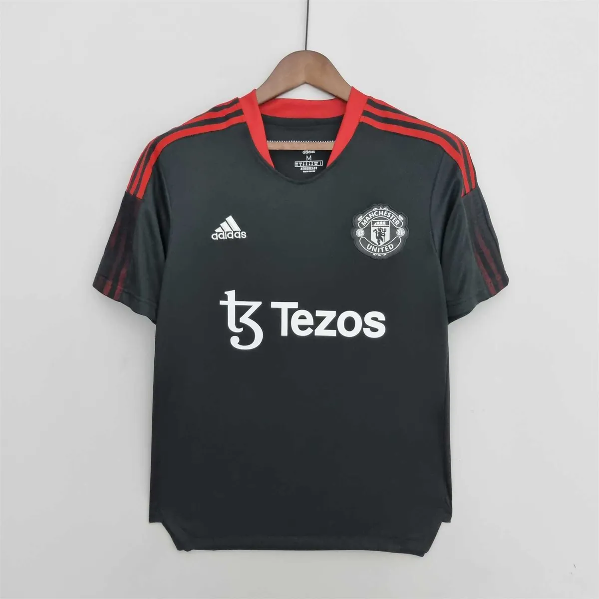 22-23 Manchester United black training suit 9