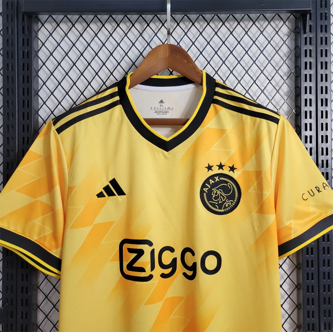 23-24 Ajax away 2