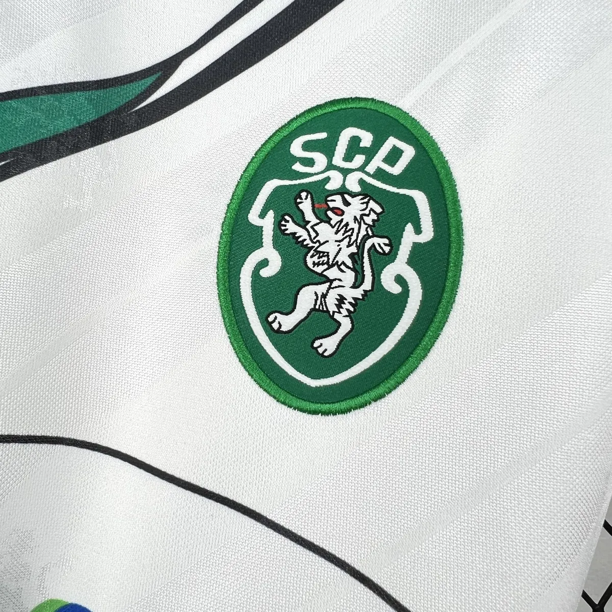 94-95 Sporting Home Football Retro Kit Vintage T-Shirt AAAAJersey Wholesale Yupoo 7 3