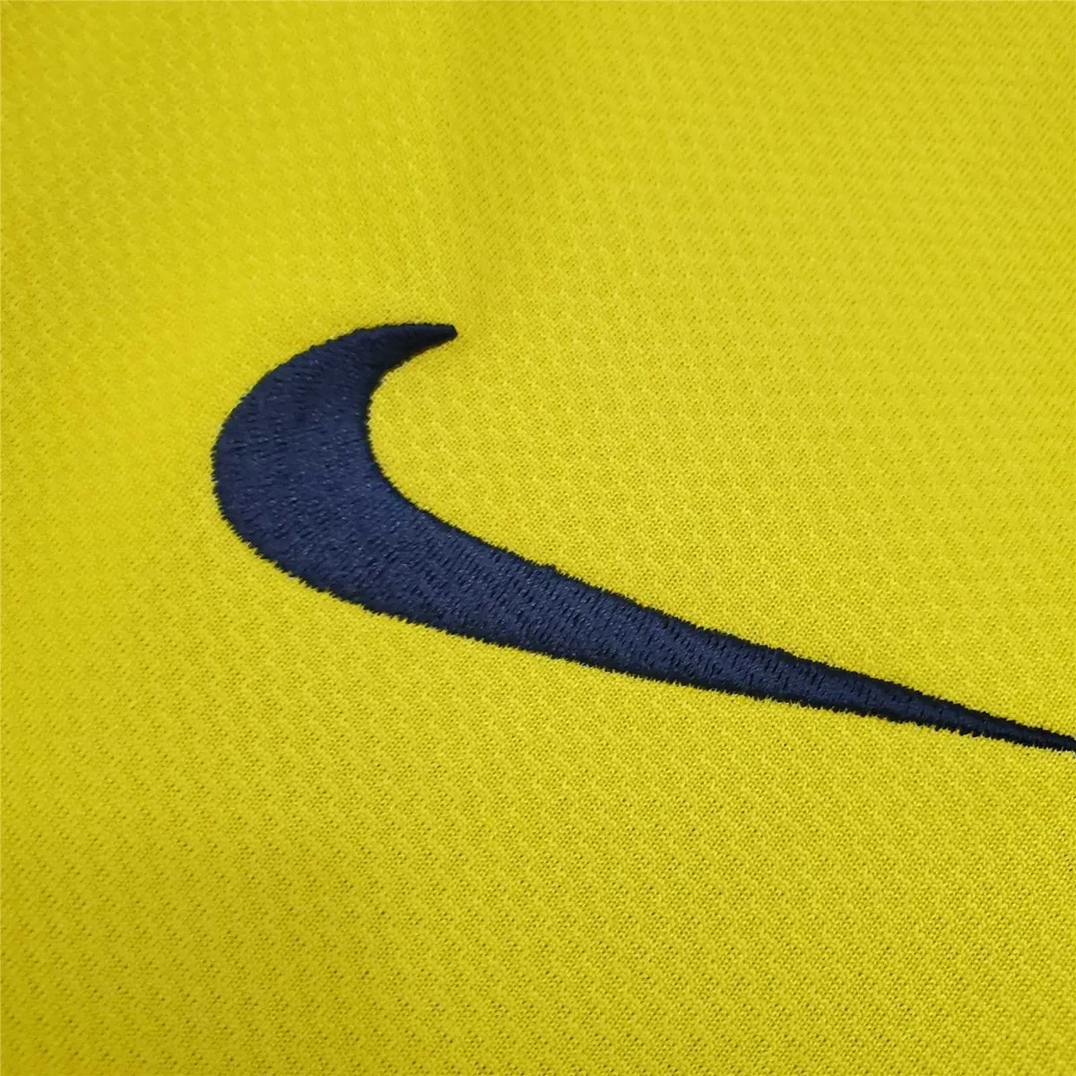 08-09 Barcelona away 7