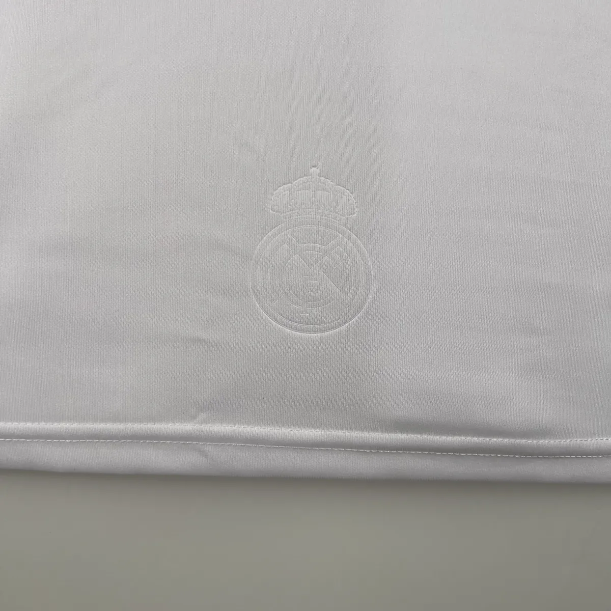 08-09 Real Madrid Retro Home Kit Vintage White Shirt Football Jerseys Yupoo 8