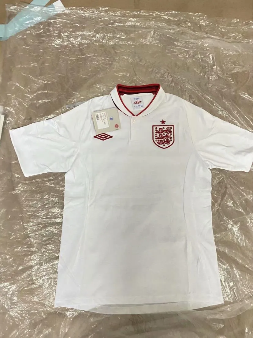 2012 England home 3
