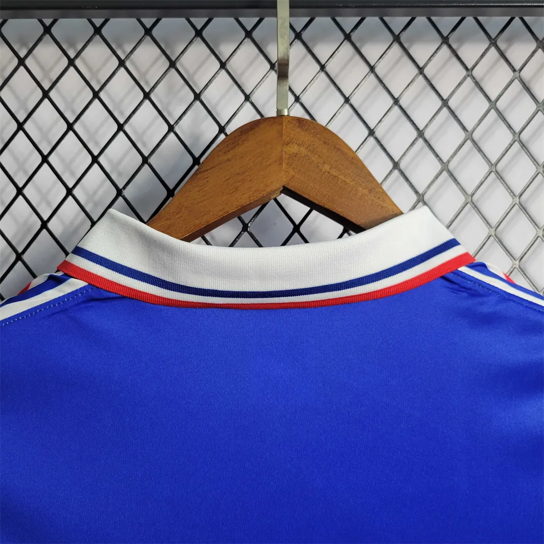 1994 France home 5
