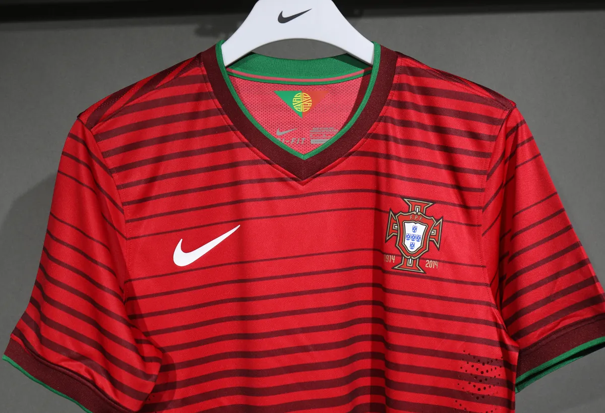 2014 Portugal Ronaldo World Cup Home Retro Kit Vintage Player Version Shirt AAAAJersey Yupoo 3