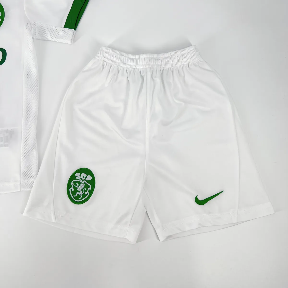 24-25 Sporting CP Away Kid Kits Youth Apparels AAAAJersey Wholesale Yupoo-1 1
