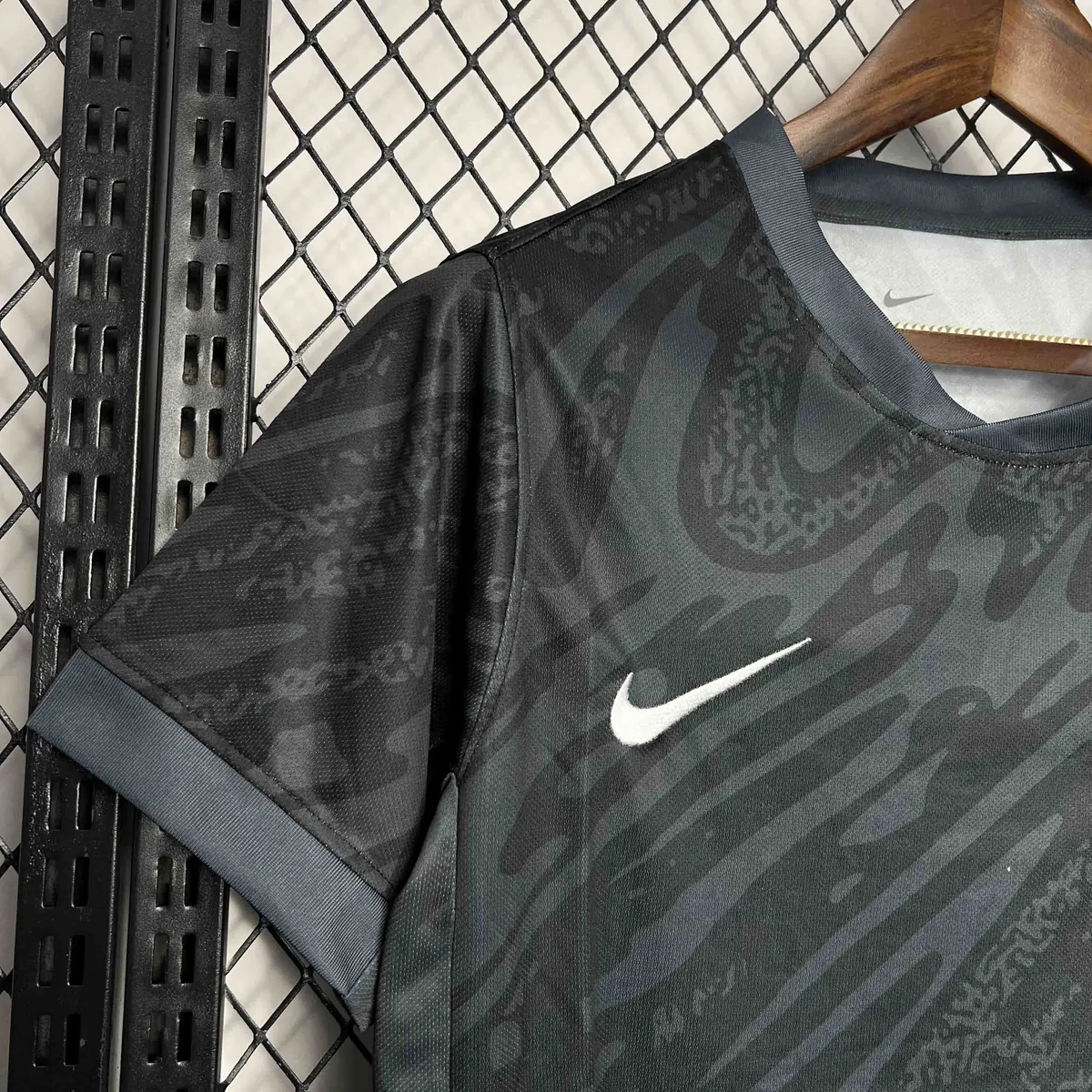 2024 Portugal Goalkeeper Black Kit UEFA Euro 2024 Soccer Uniform AAAAJersey Dropshiping Yupoo 1