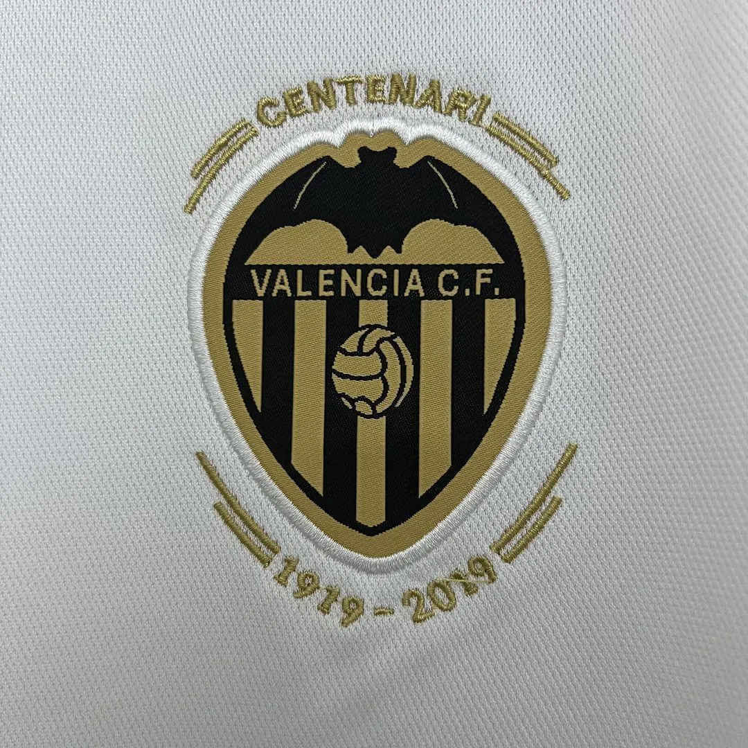 18-19 Valencia Home Retro Kit Vintage Shirt AAAAJersey Wholesale Yupoo 4