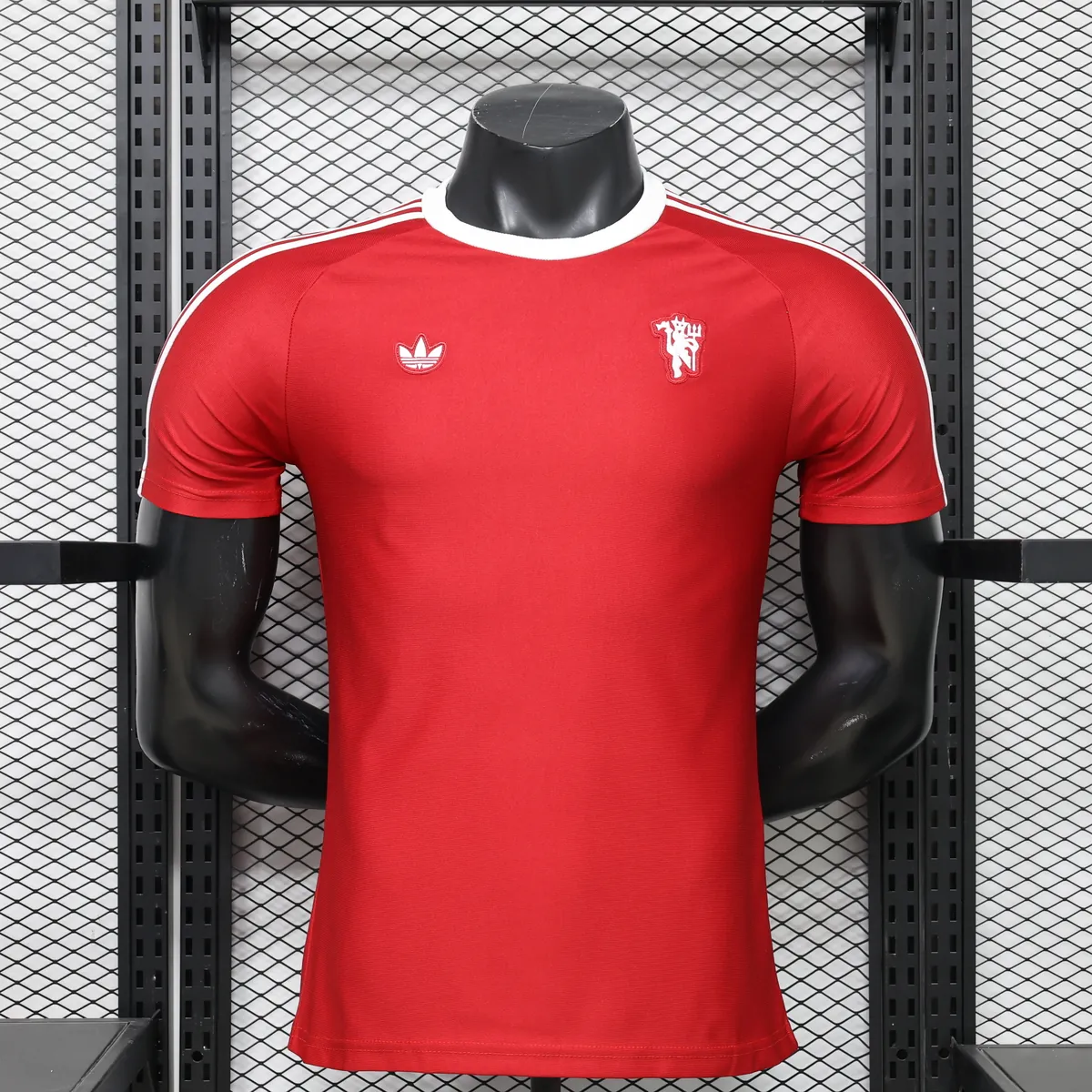 26-27 Manchester United Mens Red Retro Style Football Shirt Apparels AAAAJersey Supply Yupoo 2